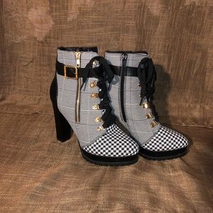 Uptown Hiker brand via Shoedazzle